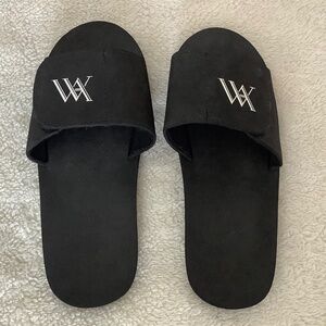 Waldorf Astoria Spa Slides Slippers  Adjustable strap